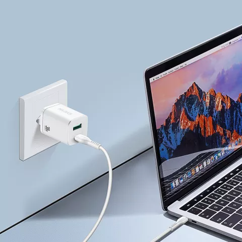 Dux Ducis Adapter USB-A und USB-C Ladeger&auml;t Super Si Power Delivery 30W AC Adapter QC 18W - Weiss