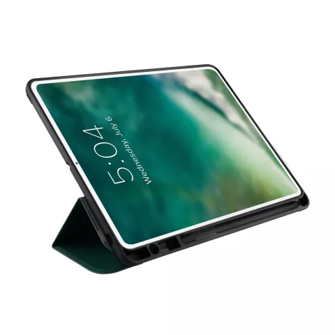 Xqisit Piave mit Stifthalter TPU H&uuml;lle f&uuml;r iPad Air 4 10.9 2020 &amp; iPad Air 5 2022 - Gr&uuml;n