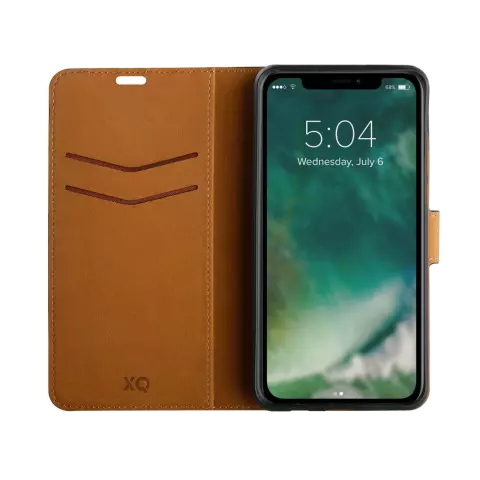 Xqisit NP Slim Wallet Selection Anti Bac H&uuml;lle Kompatibel mit iPhone 11 - Schwarz