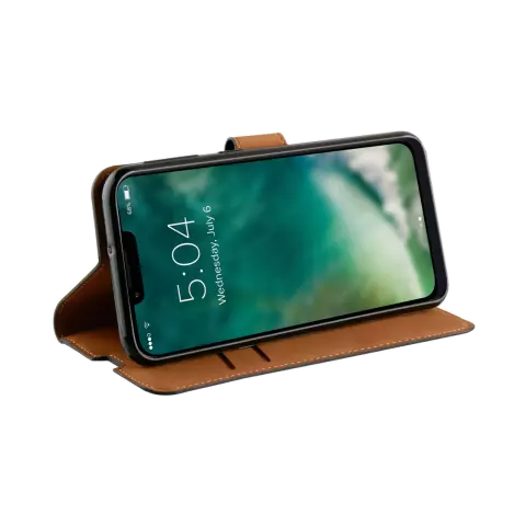 Xqisit NP Slim Wallet Selection Anti Bac H&uuml;lle Kompatibel mit iPhone 13 mini - Schwarz