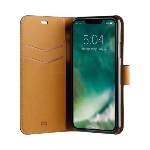 Xqisit NP Slim Wallet Selection Anti Bac H&uuml;lle Kompatibel mit iPhone 13 Pro Max - Schwarz