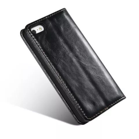 Caseme Oil Wallet Ledertasche Kompatibel mit iPhone 5 5s SE 2016 - Bookcase Schwarz