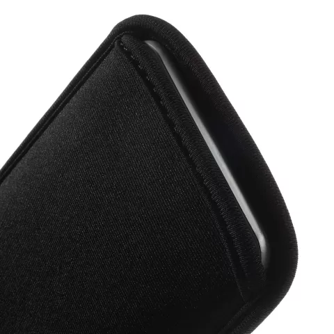 Universelle Einstecktasche aus Neopren f&uuml;r Smartphones - Schwarz