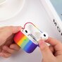 Rainbow Pride Silikonh&uuml;lle mit Haken f&uuml;r AirPods 3 - pastell